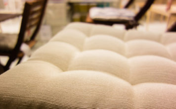 Un vestito leggero per le sedie 695 0 021 Un vestito leggero per le sedie_ok